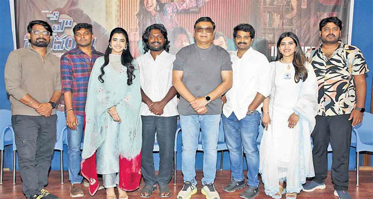 ఇలాంటి చిత్రాలు అరుదుగా వస్తాయి : నరేష్‌