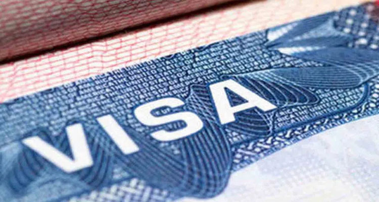 యూకే ప్రయాణం.. భారతీయులకు ఈ-వీసా తప్పనిసరి