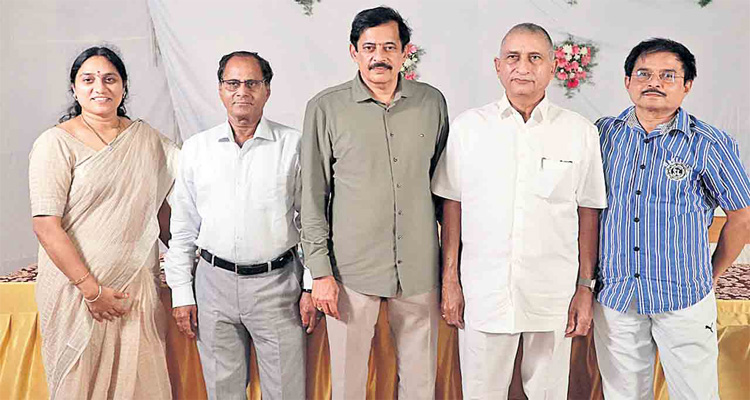 పర్యావరణ సంక్షోభం నేపథ్యంలో.. ఈ సినిమా : రవిశంకర్‌