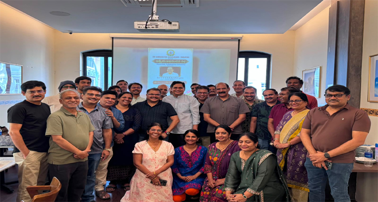 శ్రీ సాంస్కృతిక కళాసారథి (సింగపూర్) ఆధ్వర్యం లో పాస్పోర్ట్ ఆఫీసర్ వై.ఎస్.వి.ఎస్.ఆర్. కృష్ణ కి ఆత్మీయ వీడ్కోలు సభ