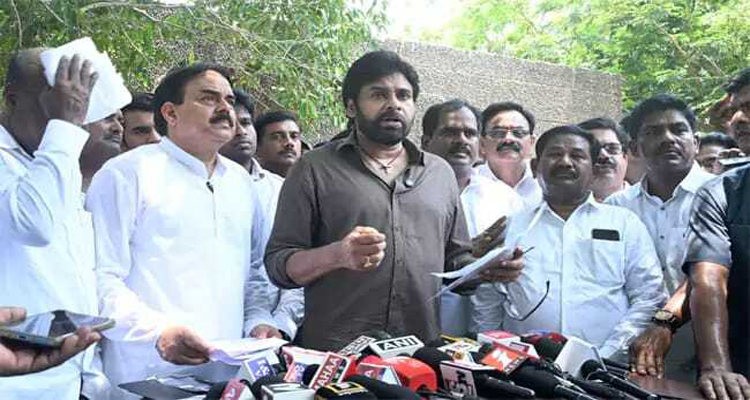 విశాఖ స్టీల్ ప్లాంట్ ప్రమాద ఘటన బాధితులకు పరిహారం ప్రకటించిన డిప్యూటీ సిఎం పవన్ కళ్యాణ్