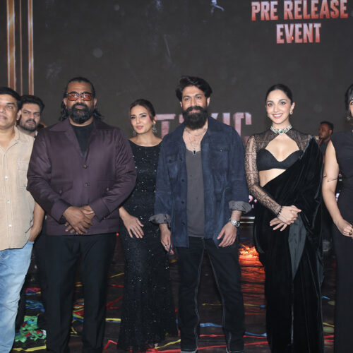 హైదరాబాదులో పాన్ ఇండియా స్టార్ యశ్ ‘టాక్సిక్’ మూవీ ప్రీ రిలీజ్ ఈవెంట్