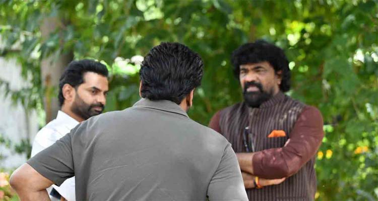 సంక్రాంతి బరిలో మెగాస్టార్ చిరంజీవి కాక